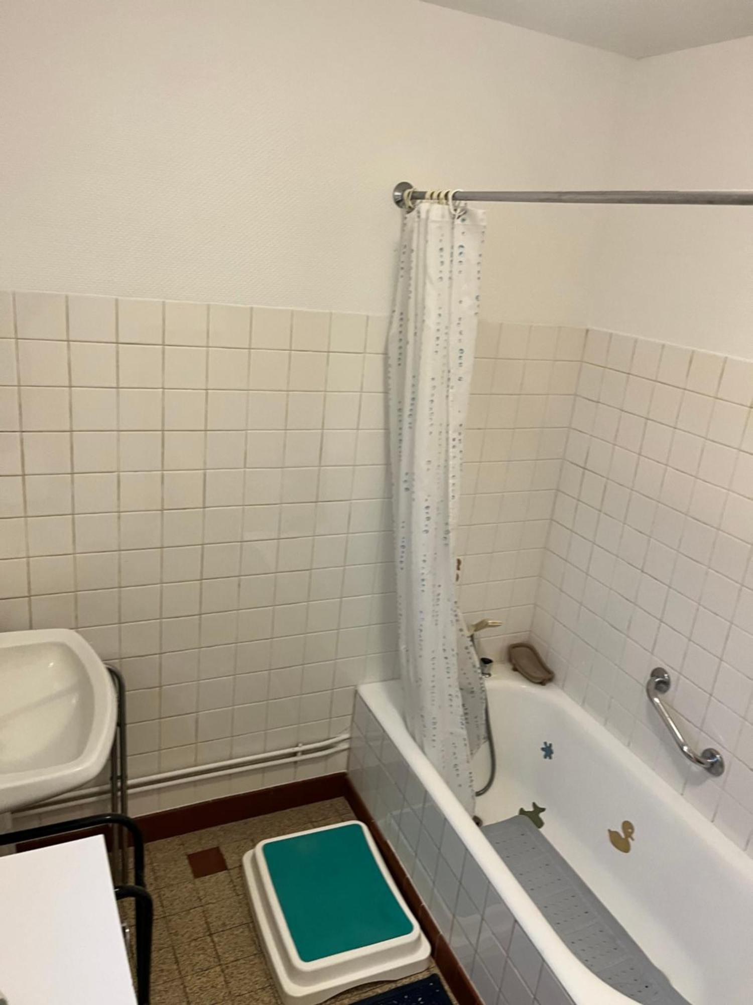 Maison De 100 M2 Comprenant 3 Chambres Avec Jardin Dun-sur-Grandry Zewnętrze zdjęcie