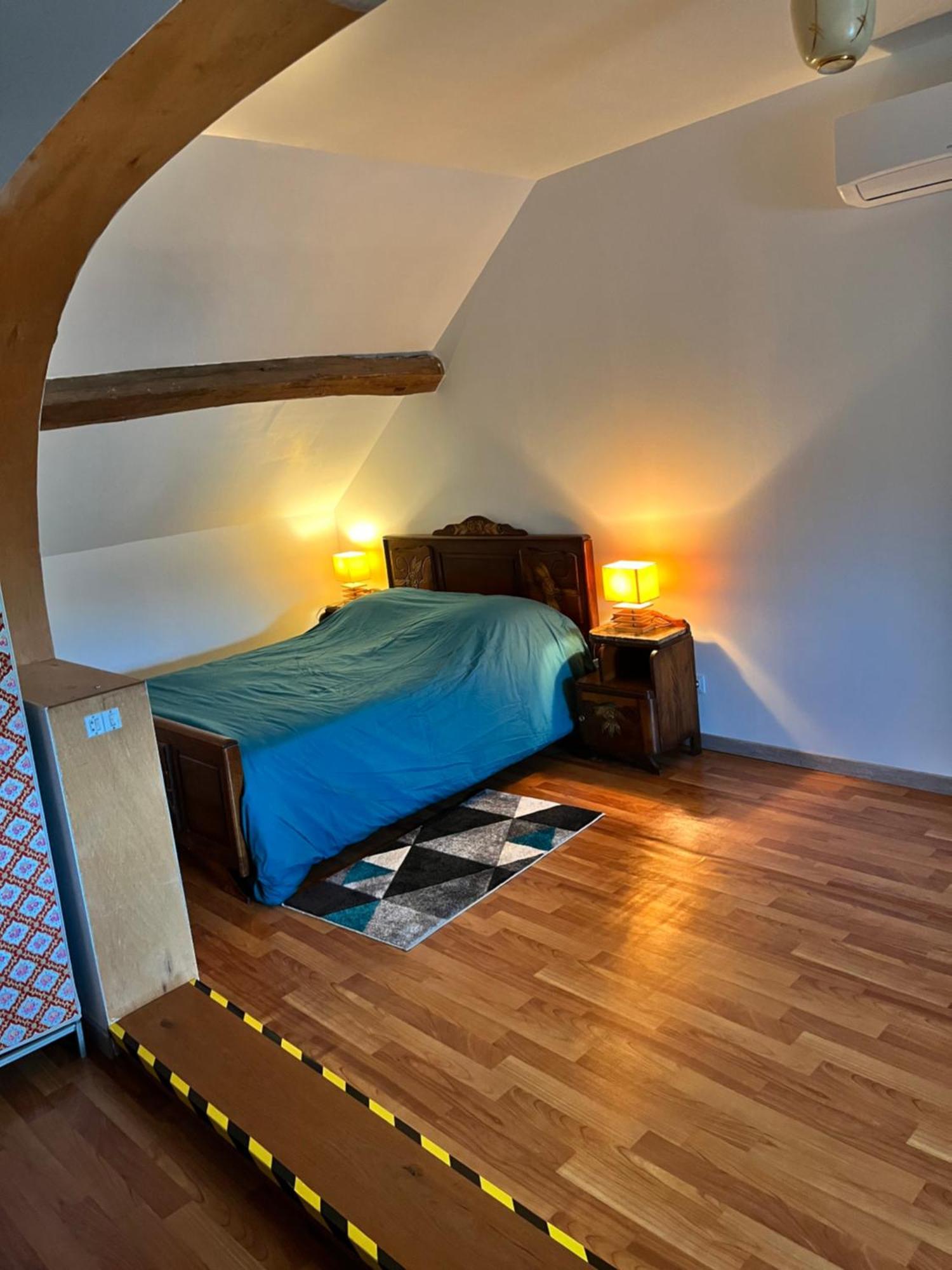 Maison De 100 M2 Comprenant 3 Chambres Avec Jardin Dun-sur-Grandry Zewnętrze zdjęcie